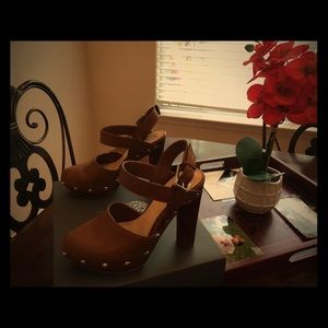 Vince Camuto Totally Toffee